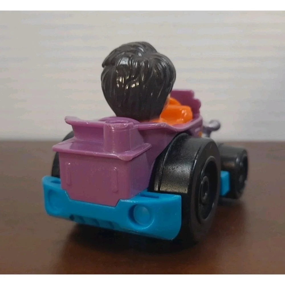 2019 Fisher Price Little People‎ Wheelies Purple Hot Rod GMJ23 Orange Shirt